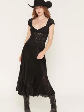 Idyllwind Rita Black Lace & Satin Midi Skirt